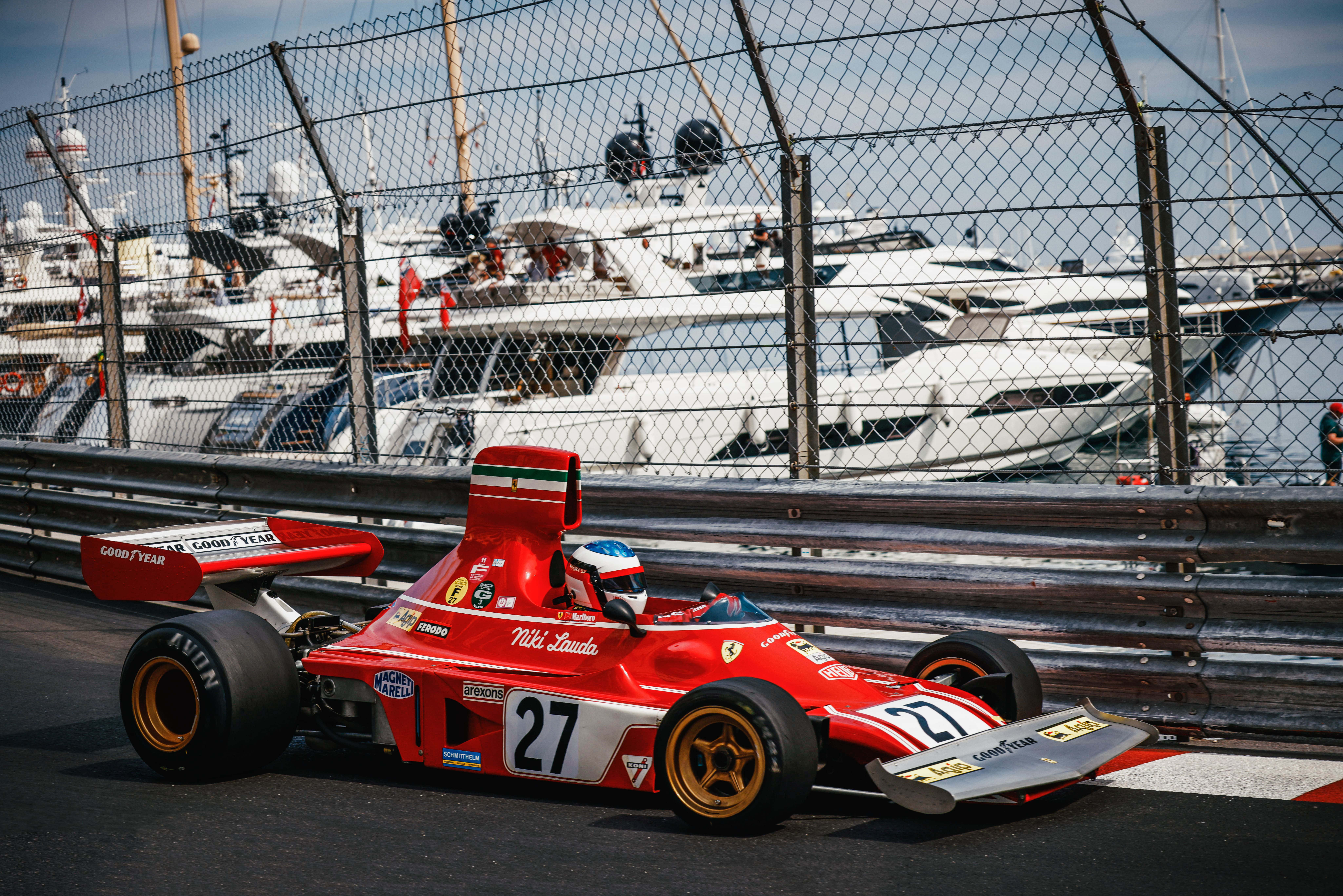 Jean Alesi sur lsa Ferrari 312 B3 au GP de Monaco Historique 2021
