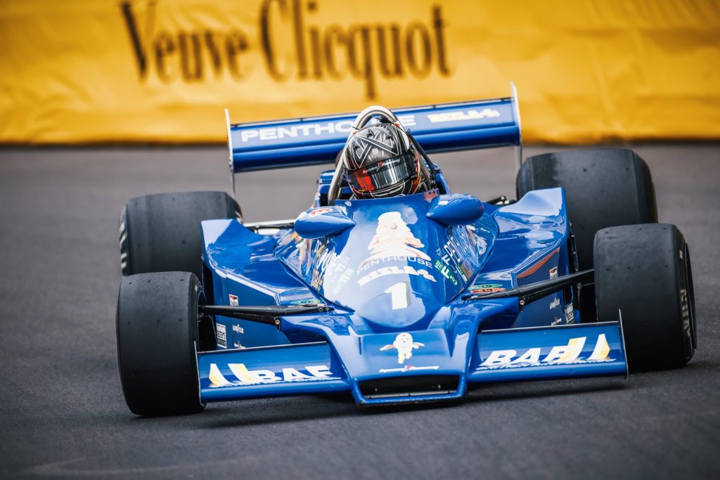Michael Lyons sur sa Hesketh 308E au GP de Monaco Historique 2021